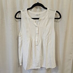 Gap size large white sleevless top